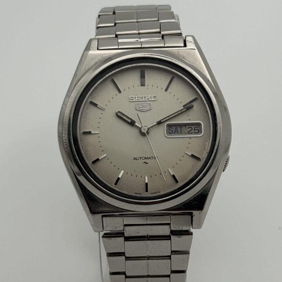 Seiko 5 Vintage Automatic Watch 7009-8760 1982
