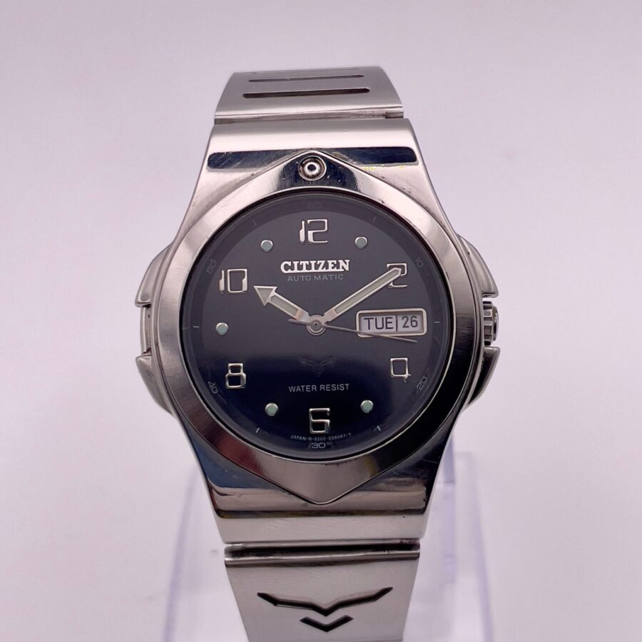 Citizen Vintage Watch Automatic Cal 8200 Japan Made.